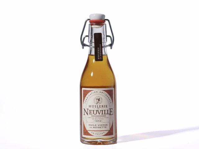 Huile vierge de noisette, Huilerie de Neuville
