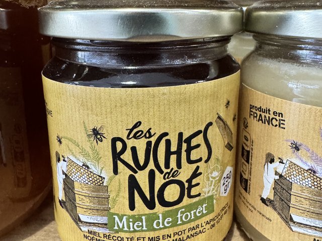 Miel de forêt, Les Ruches de Noé